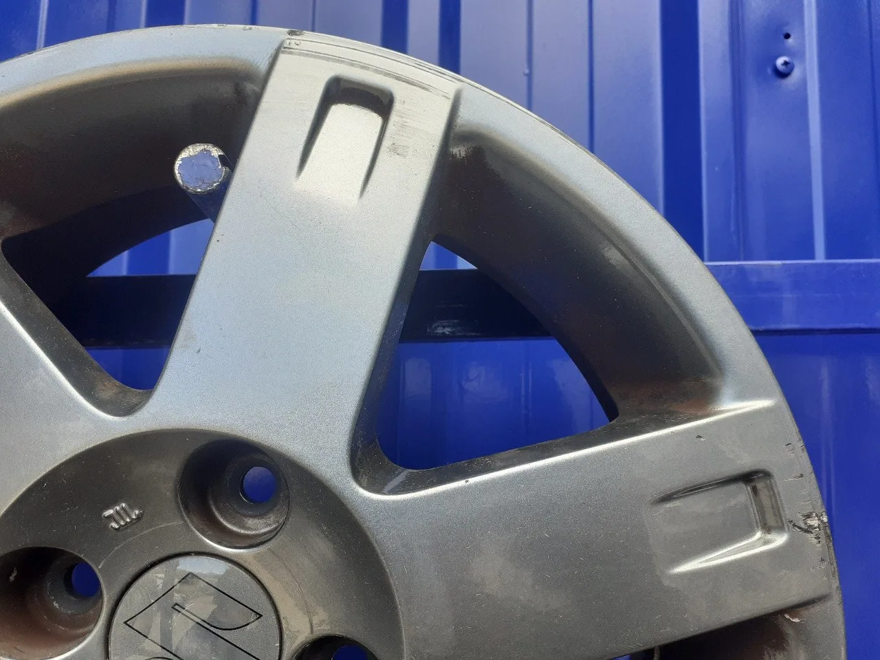 Llanta para Suzuki Swift Berlina (Mz)