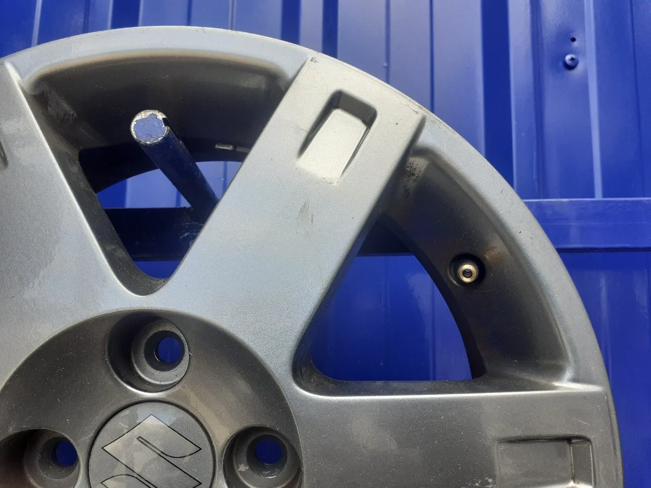 Llanta para Suzuki Swift Berlina (Mz)