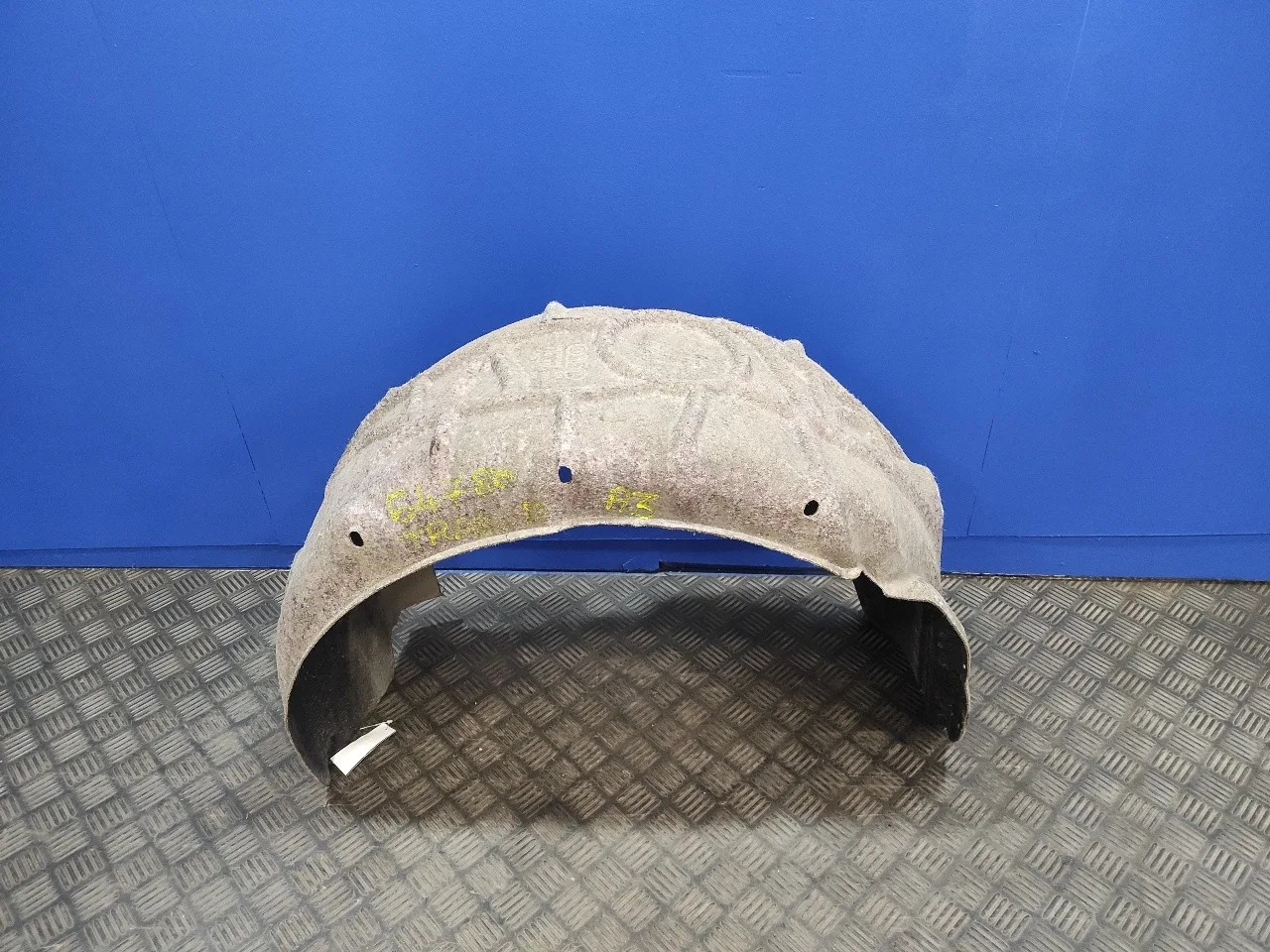 Plastico Paso Rueda Trasero Derecho para Audi A3 Sportback (8Va)