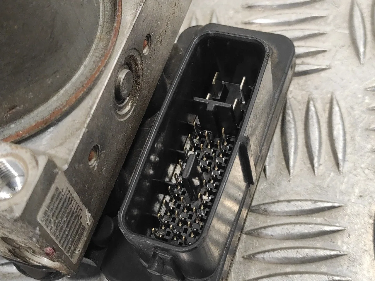 Abs para Mitsubishi Outlander (Cu0W)