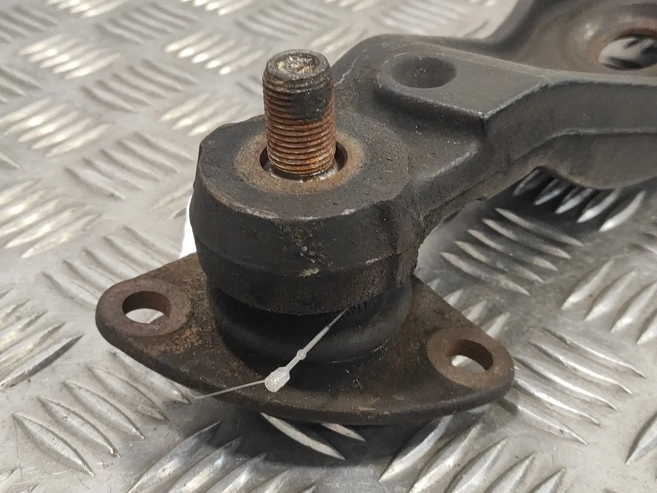 Brazo Suspension Inferior Delantero Derecho para Peugeot Boxer Caja Cerrada (Bat. 3450) (333)