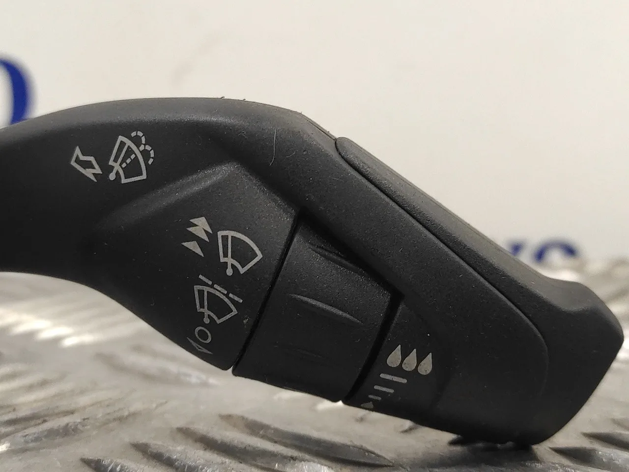Mando Limpia para Ford Kuga (Cbs)