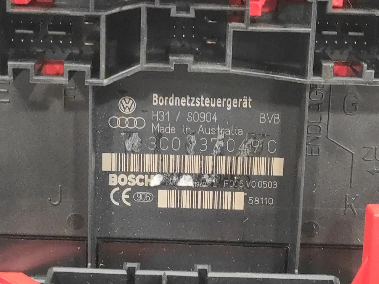 Caja Reles / Fusibles para Volkswagen Passat Berlina (3C2)