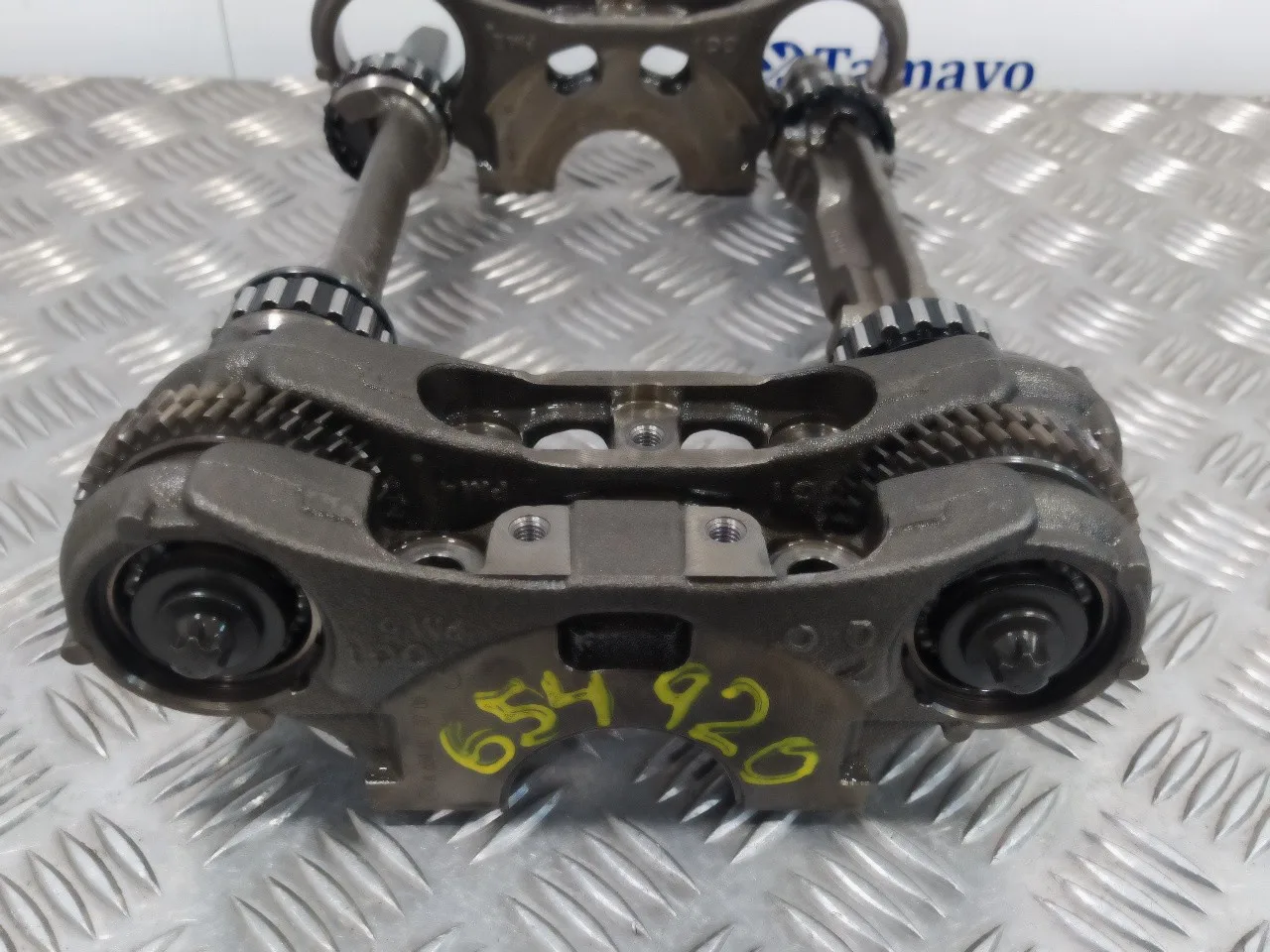 Contrapeso Ciguenal para Mercedes-Benz Clase E Lim. (W213)