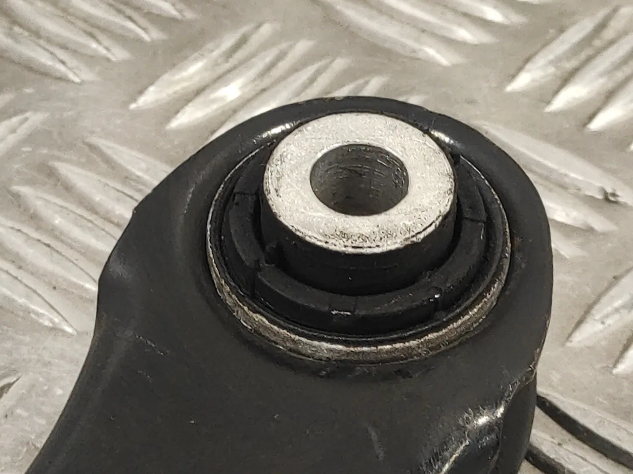 Tirante Trasero Derecho para Audi A3 Sportback (8Va)