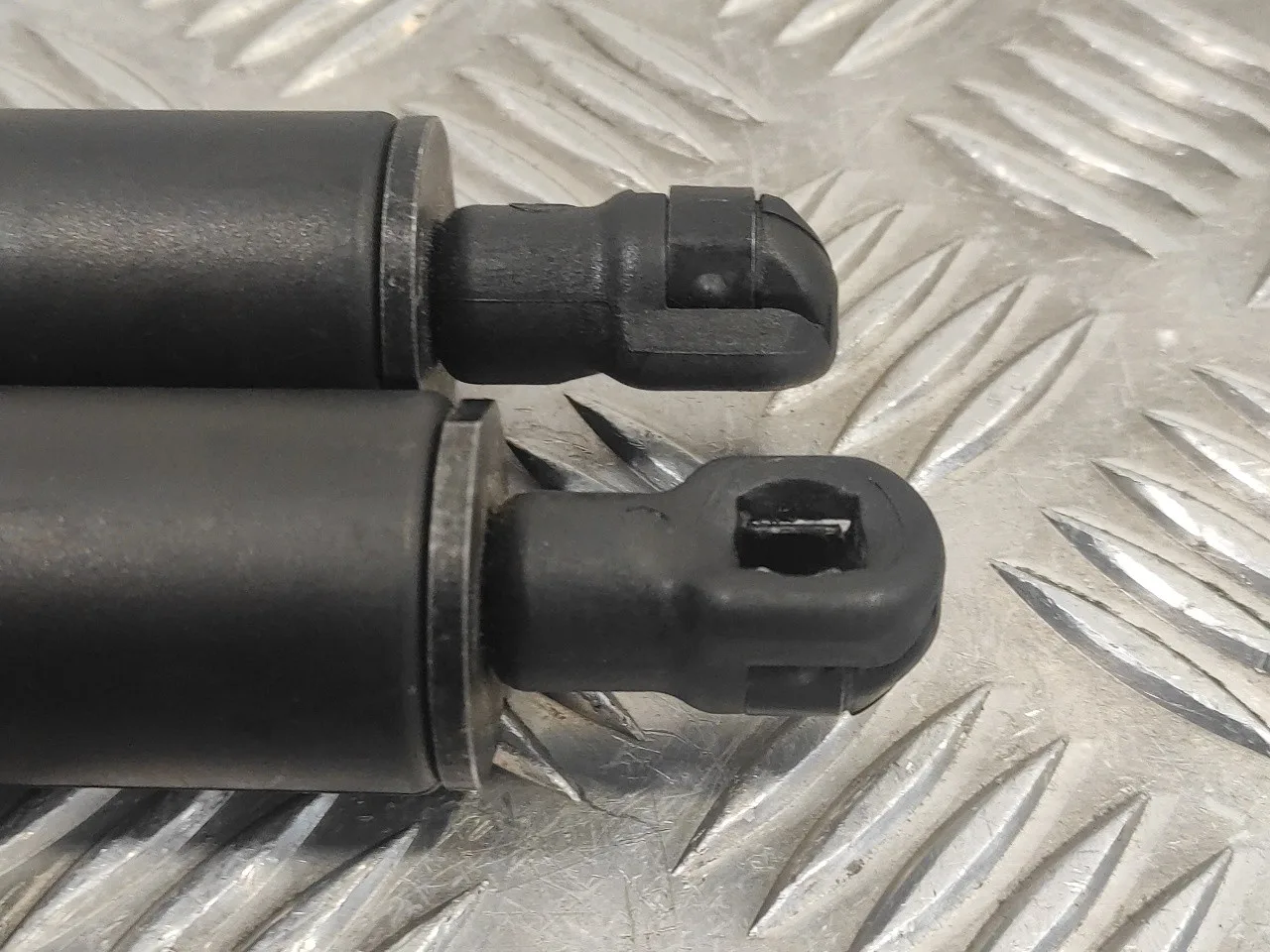 Amortiguadores Maletero / Porton para Peugeot 307 Cc (S2)