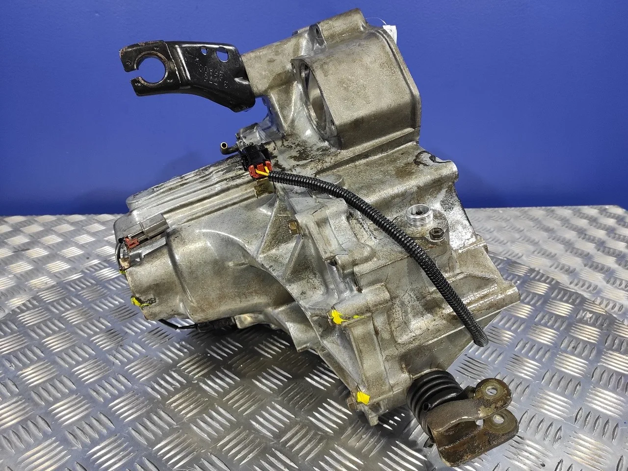 Caja Cambios para Nissan Micra (K11)
