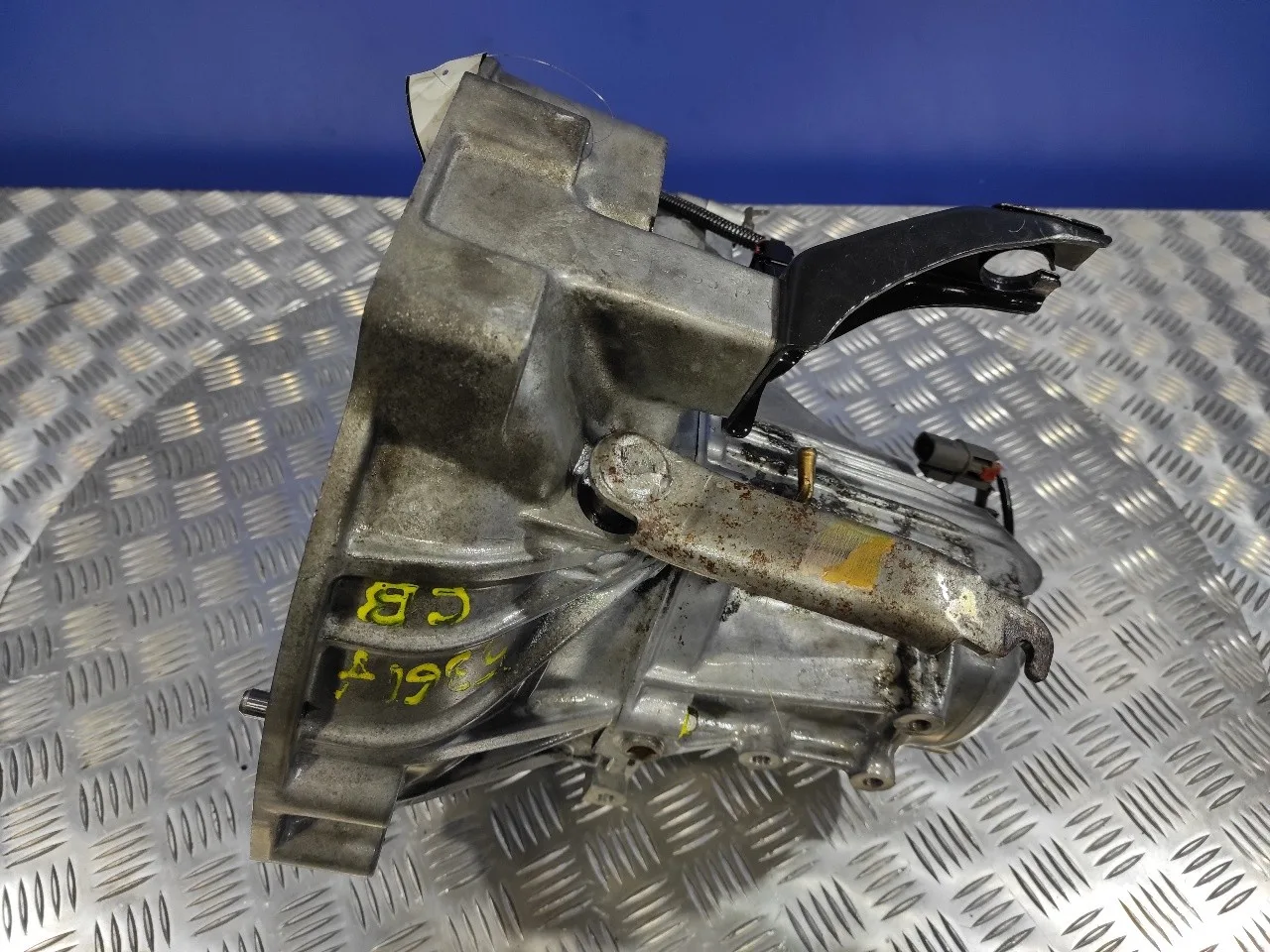 Caja Cambios para Nissan Micra (K11)