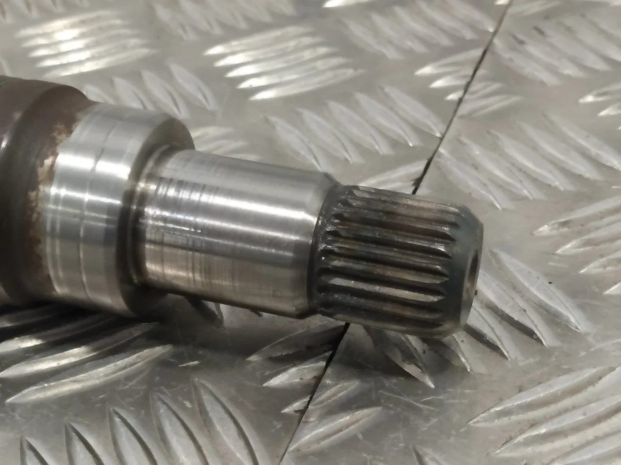 Transmision Delantera Derecha para Ford Focus Berlina (Cap)