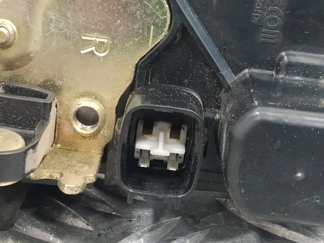Cerradura Puerta Trasera Derecha para Jeep Cherokee (Kj)