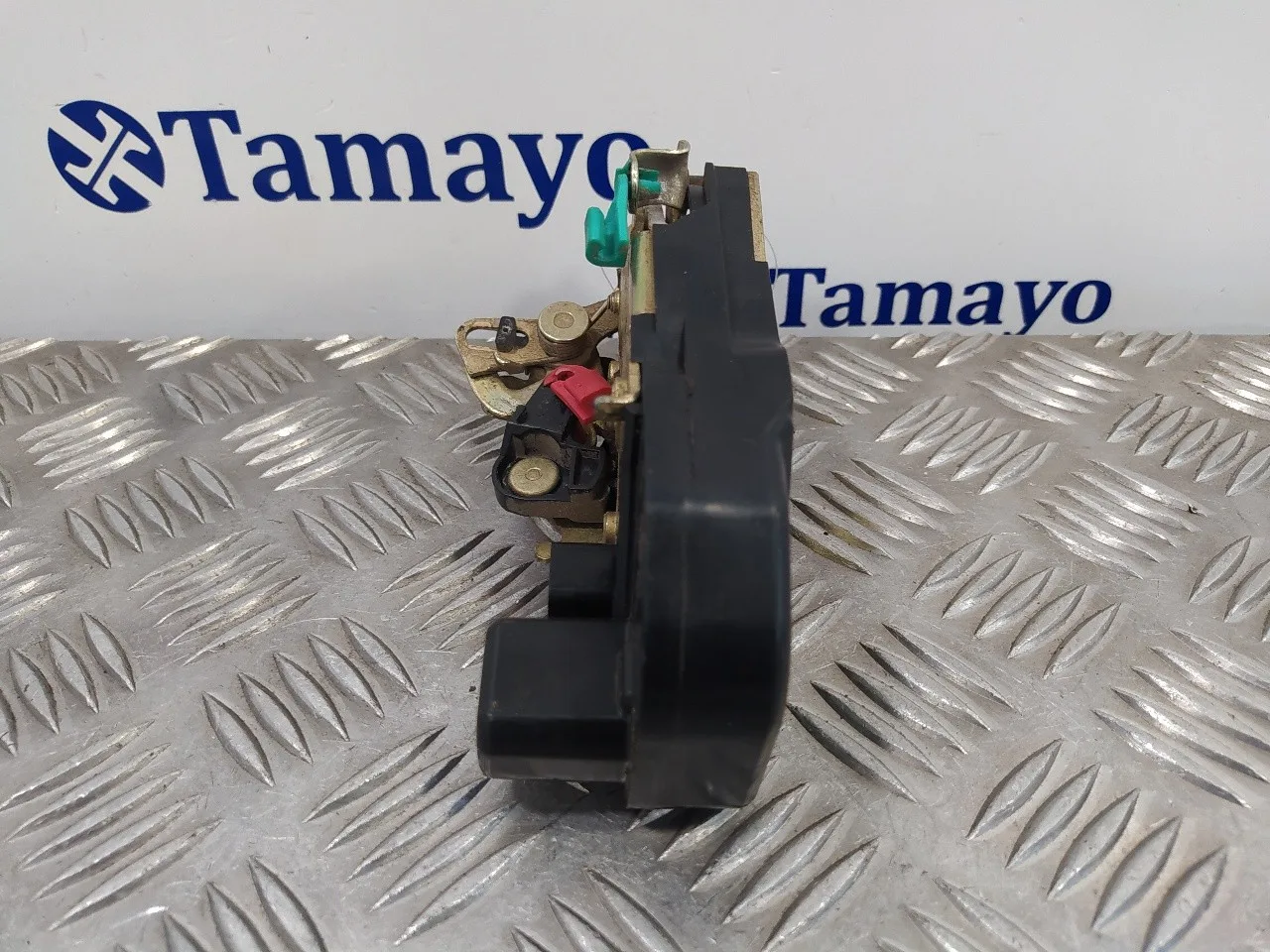Cerradura Puerta Trasera Derecha para Jeep Cherokee (Kj)