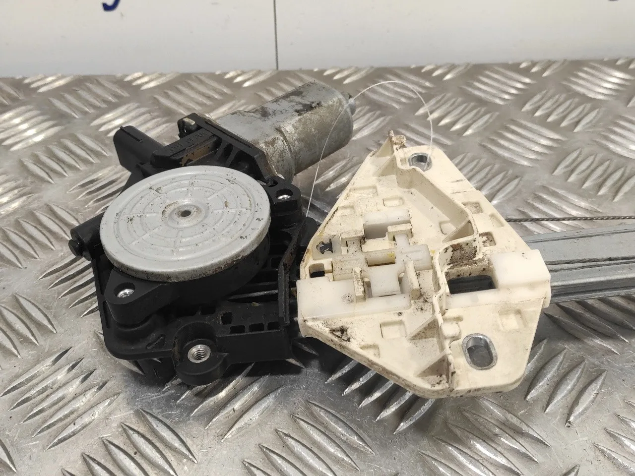 Elevalunas Delantero Izquierdo para Honda Cr-V (Re)