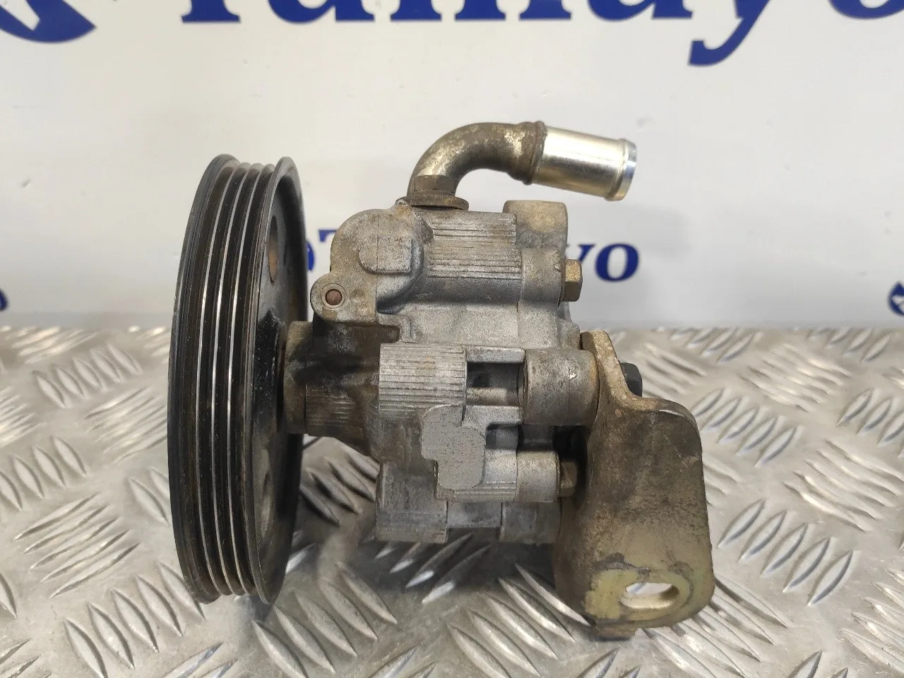 Bomba Direccion para Chrysler Voyager (Rg)