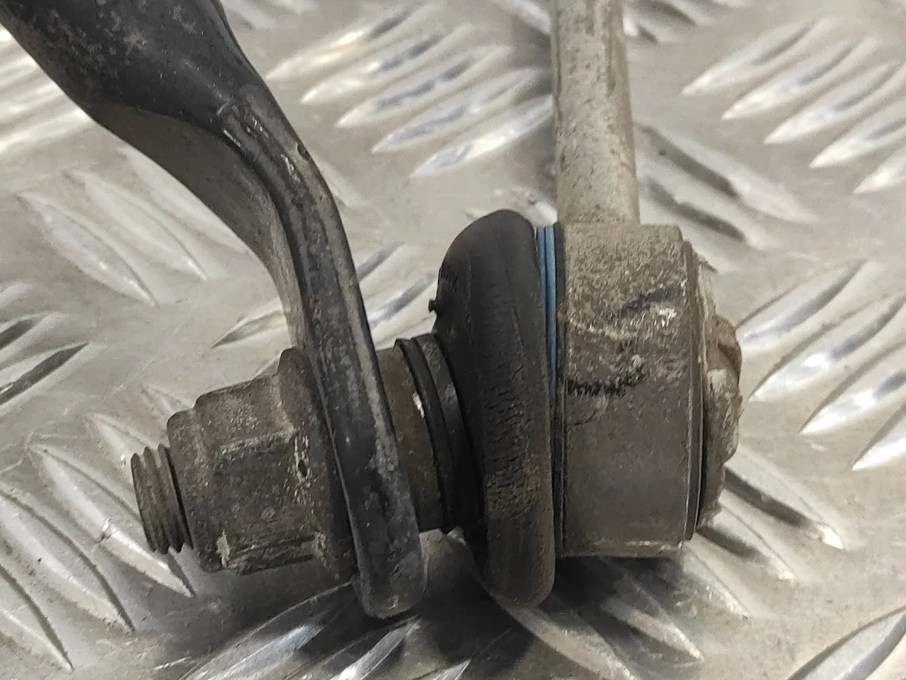 Barra Estabilizadora Delantera para Ford Transit Caja Cerrada '06