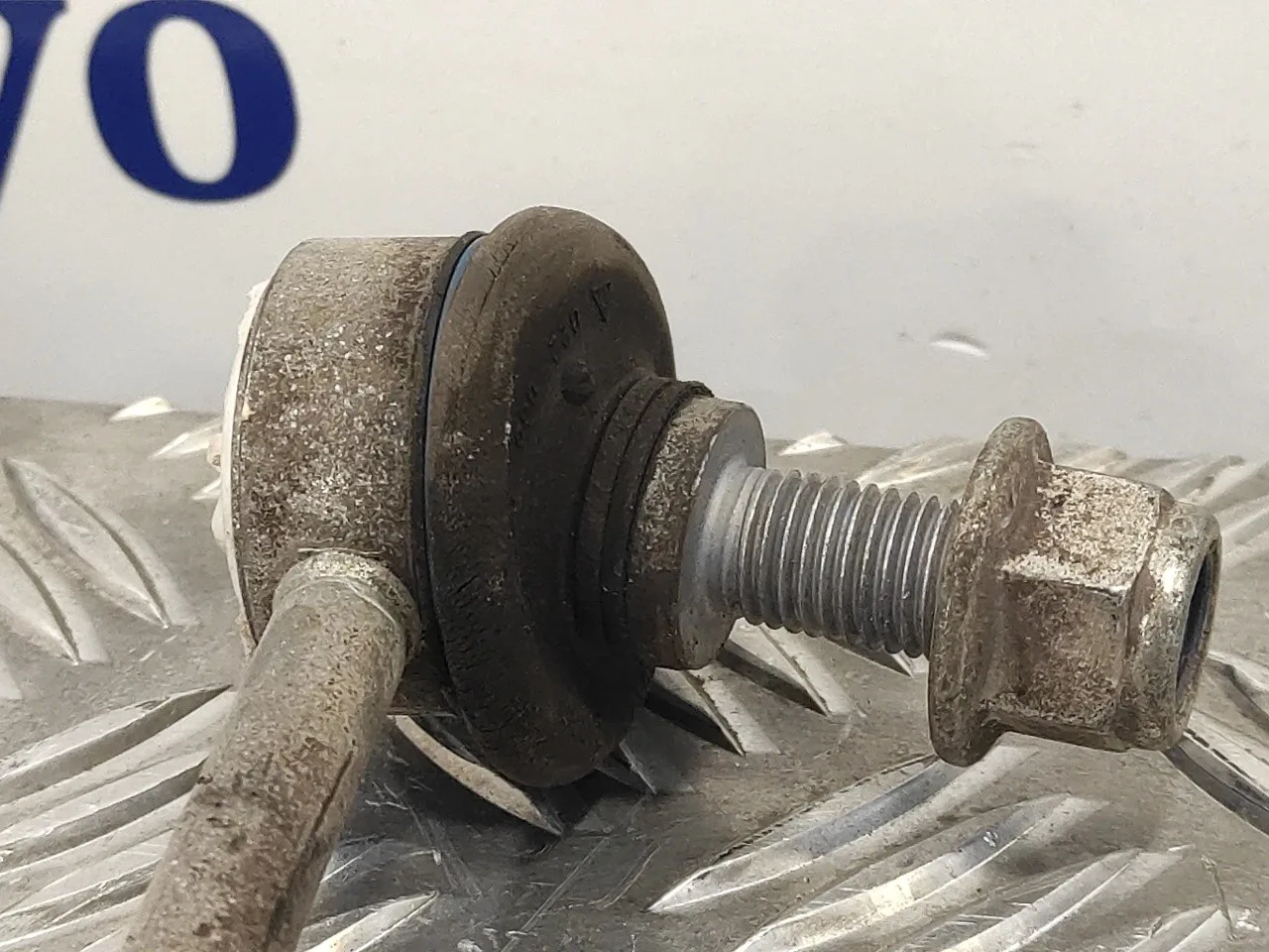Barra Estabilizadora Delantera para Ford Transit Caja Cerrada '06
