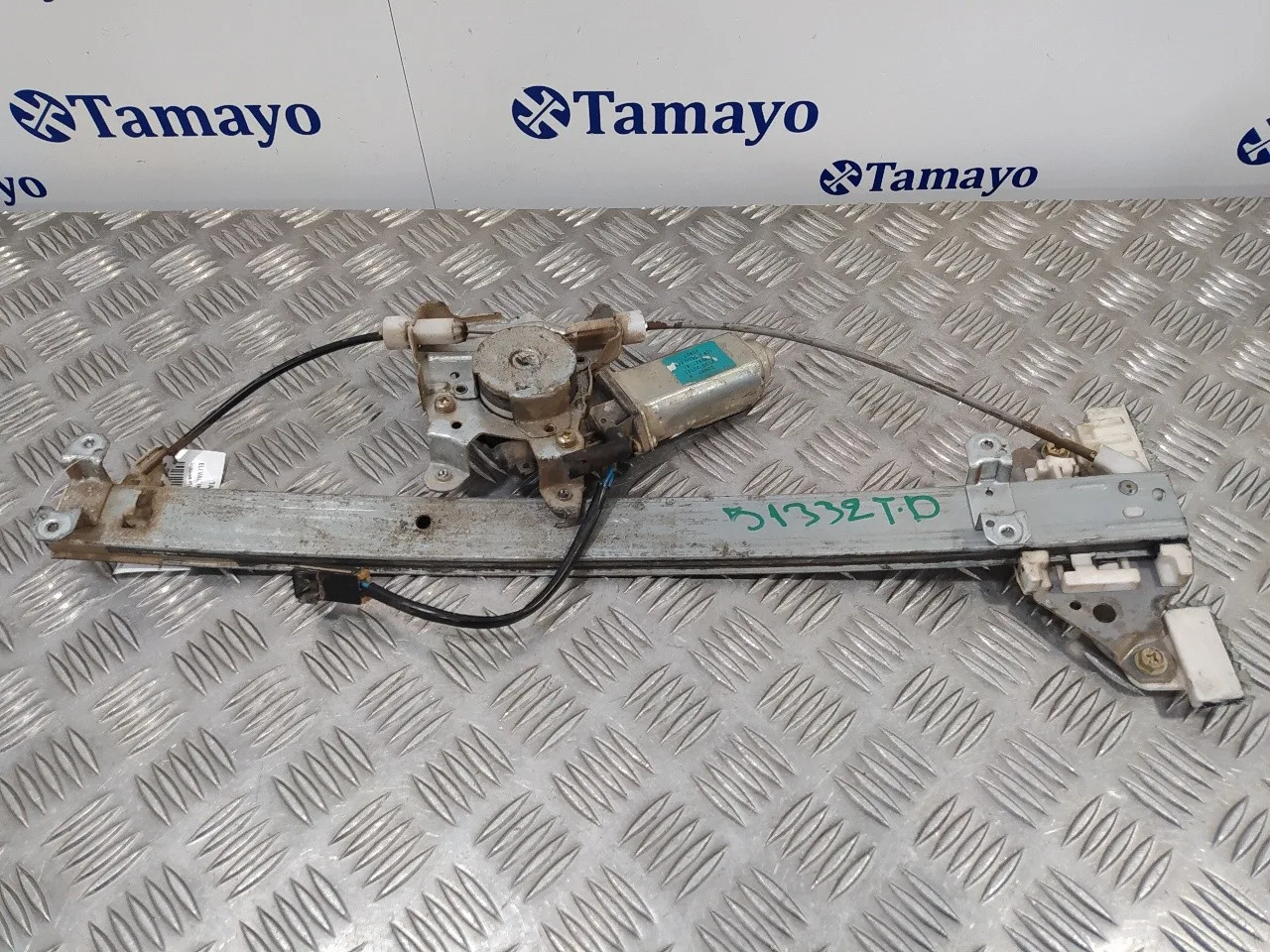 Elevalunas Trasero Derecho para Nissan Pick-Up (D22)