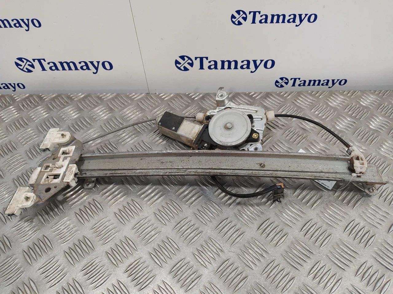 Elevalunas Trasero Derecho para Nissan Pick-Up (D22)