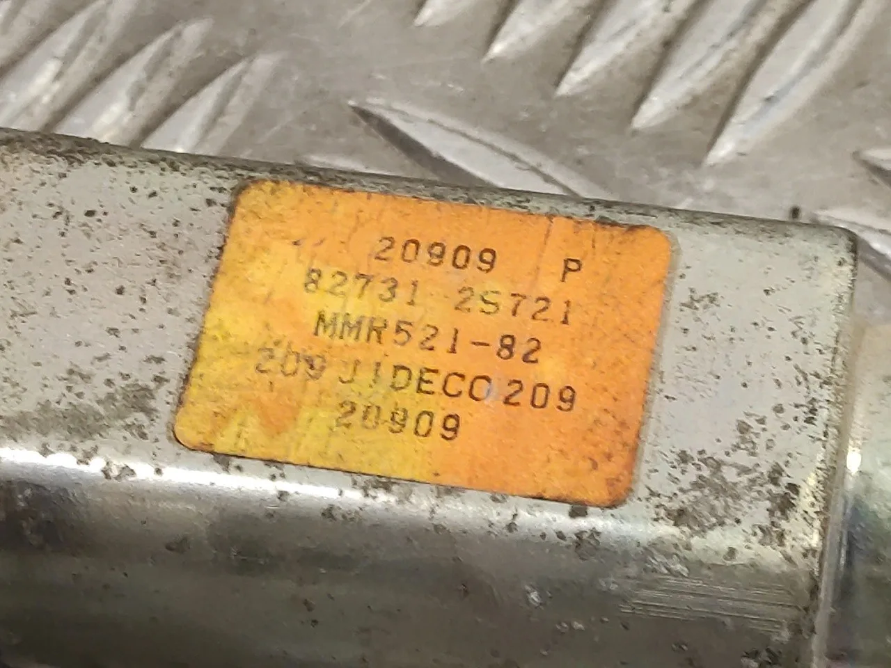 Elevalunas Trasero Izquierdo para Nissan Pick-Up (D22)