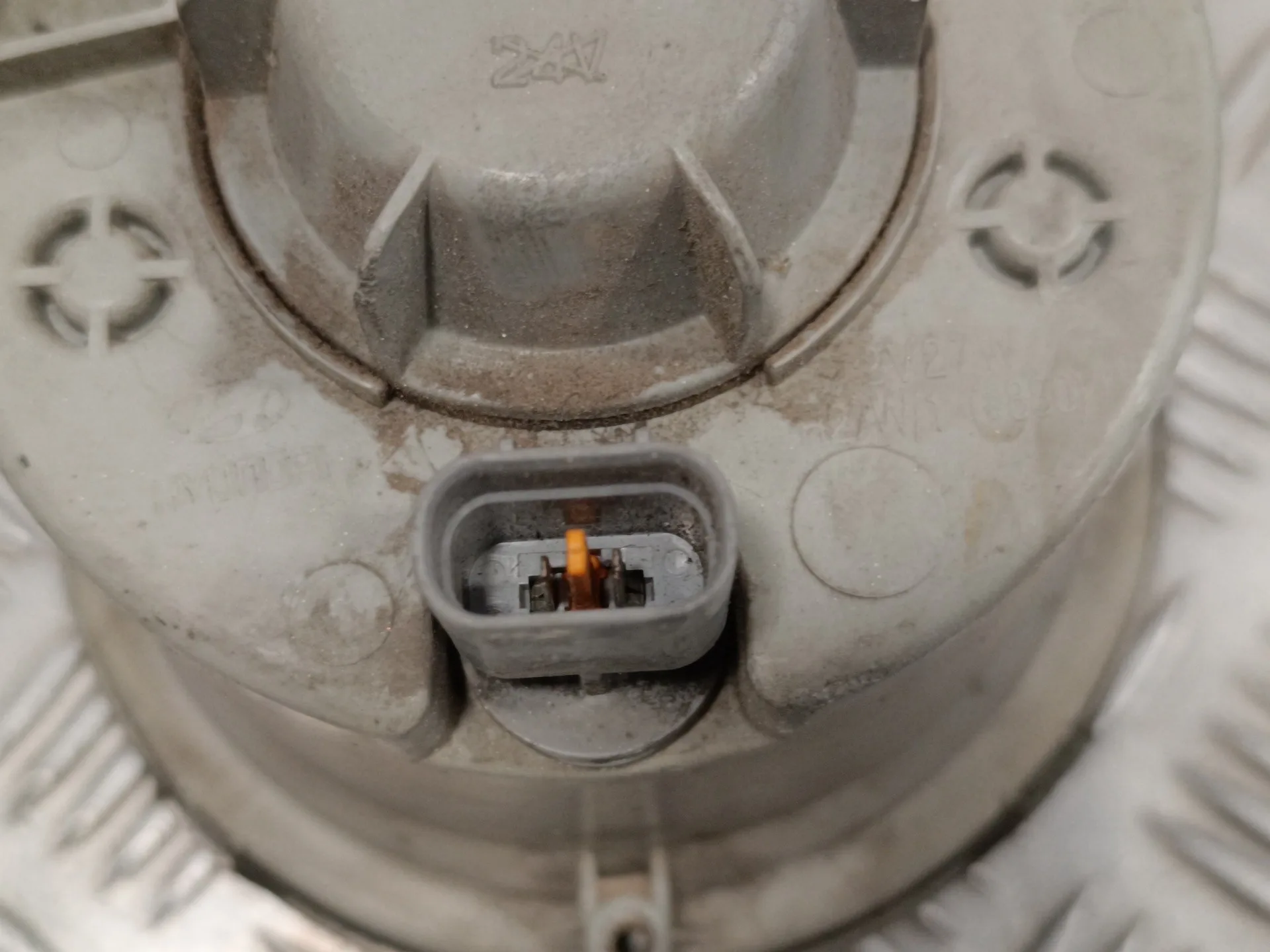 Faro Antiniebla Derecho para Hyundai Santa Fe (Sm)