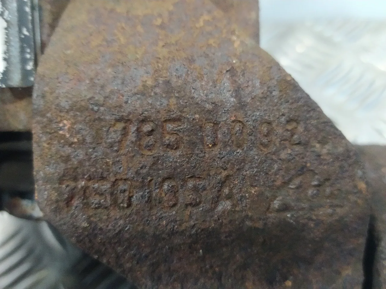 Pinza Freno Delantera Izquierda para Volkswagen T5 Transporter/Furgoneta