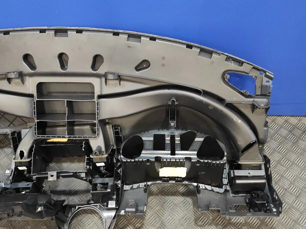 Salpicadero para Volkswagen T5 Transporter (7E)