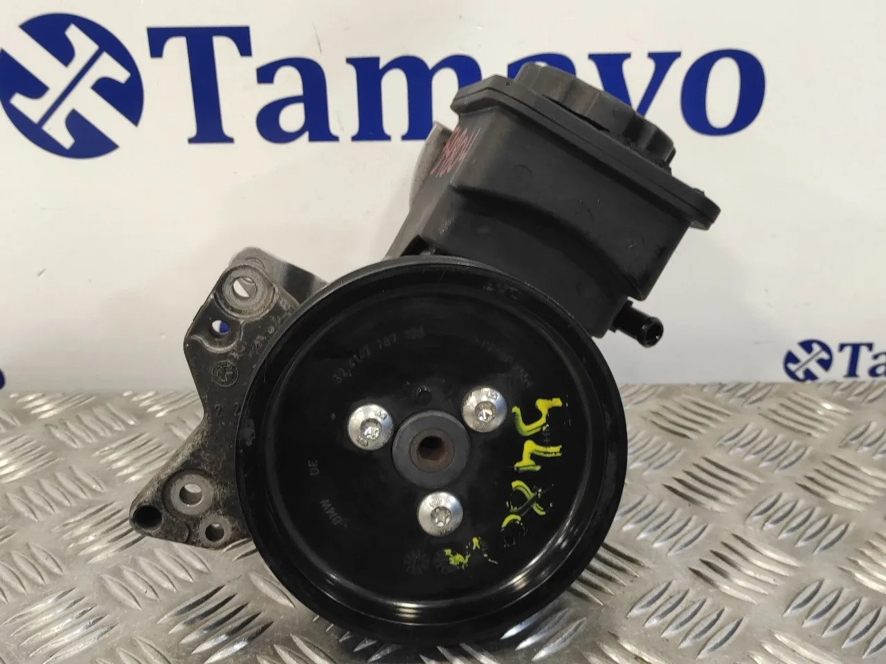 Bomba Direccion para Bmw X3 (E83)