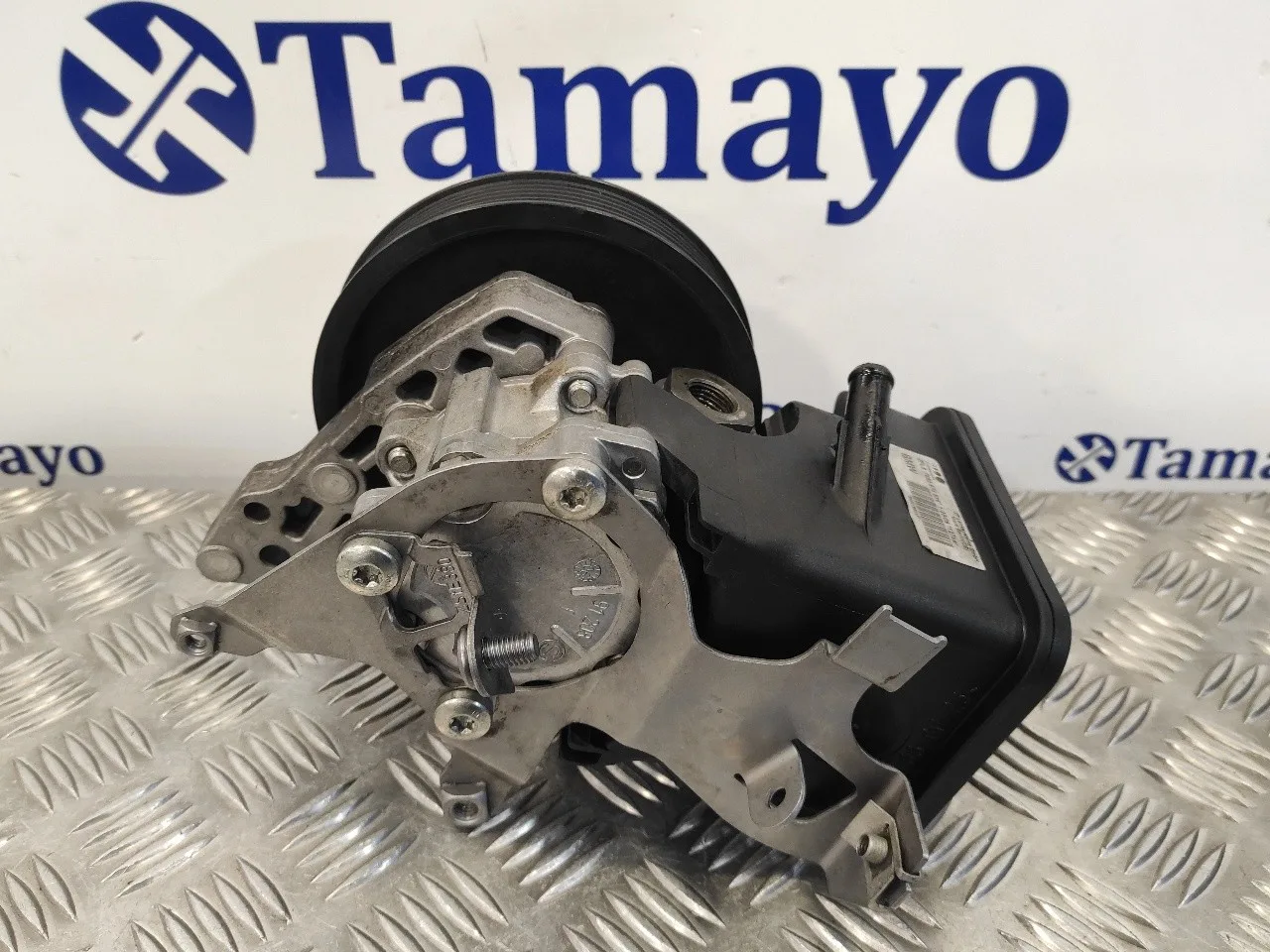 Bomba Direccion para Bmw X3 (E83)