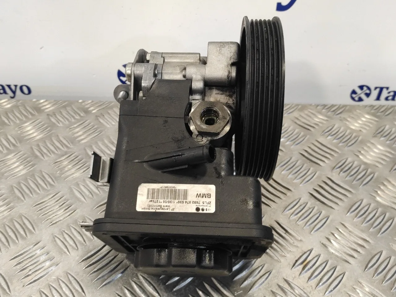 Bomba Direccion para Bmw X3 (E83)