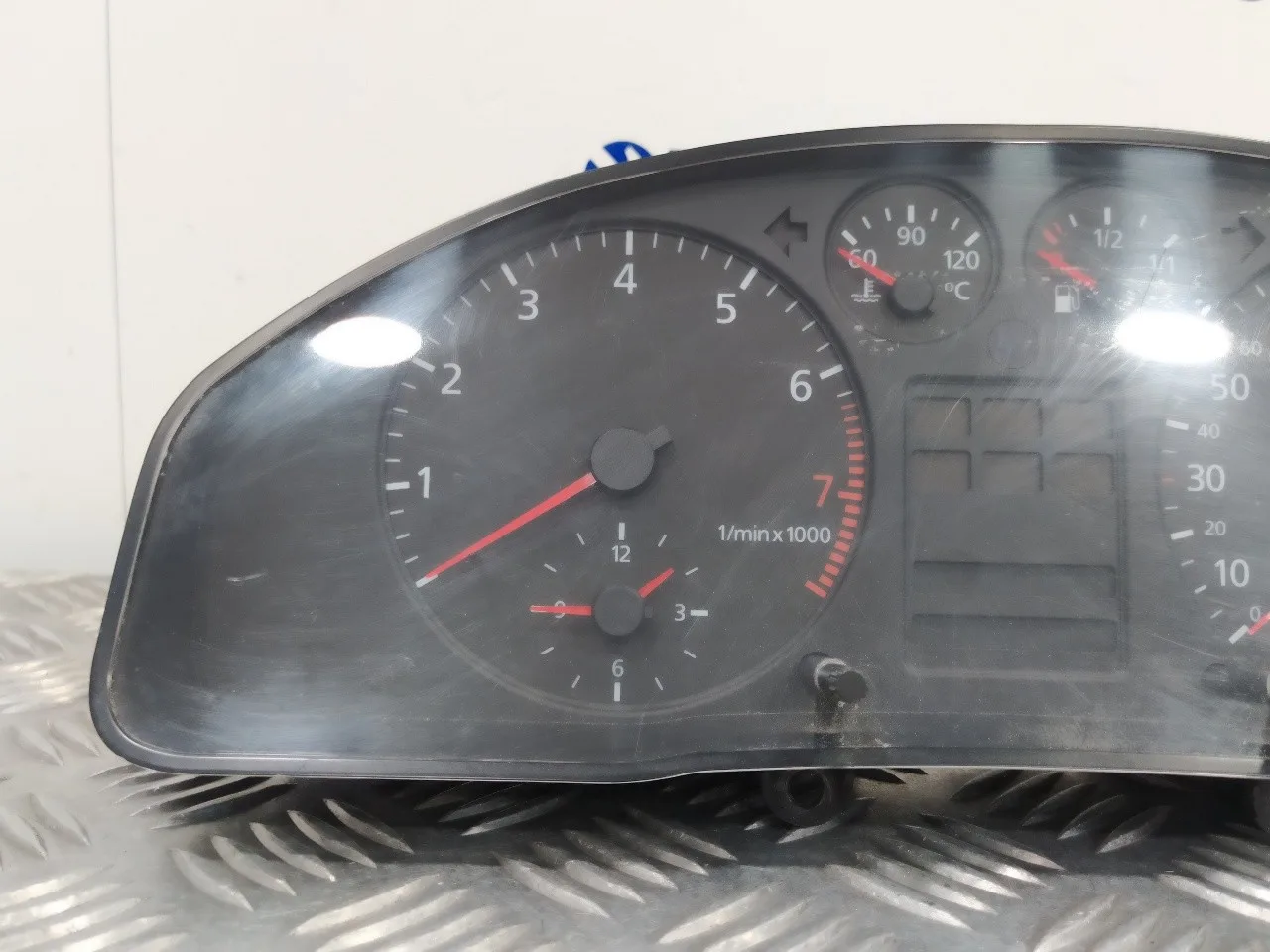 Cuadro Instrumentos para Audi A4 Berlina (B5)