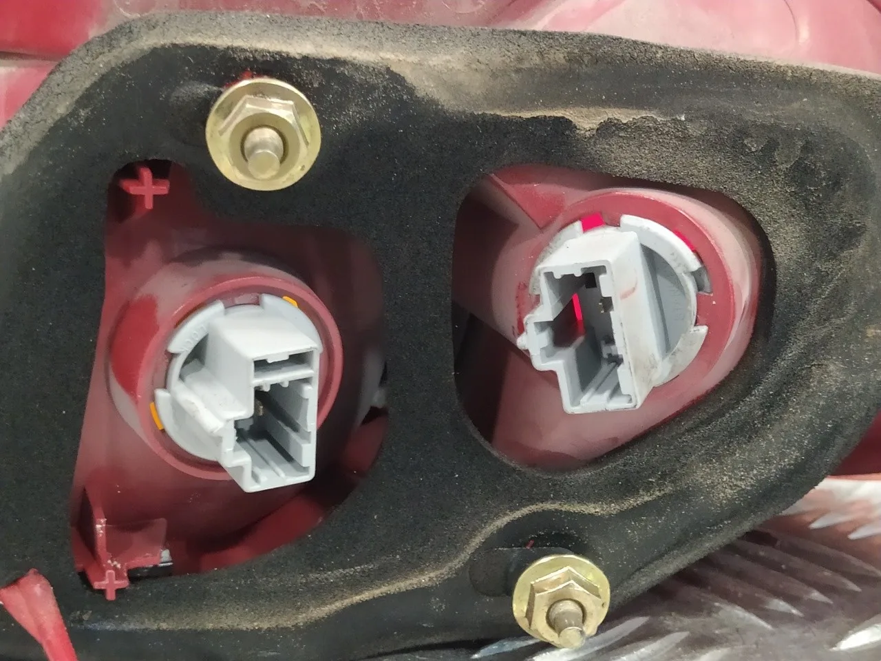 Piloto Trasero Izquierdo para Mazda 3 Berlina (Bk)