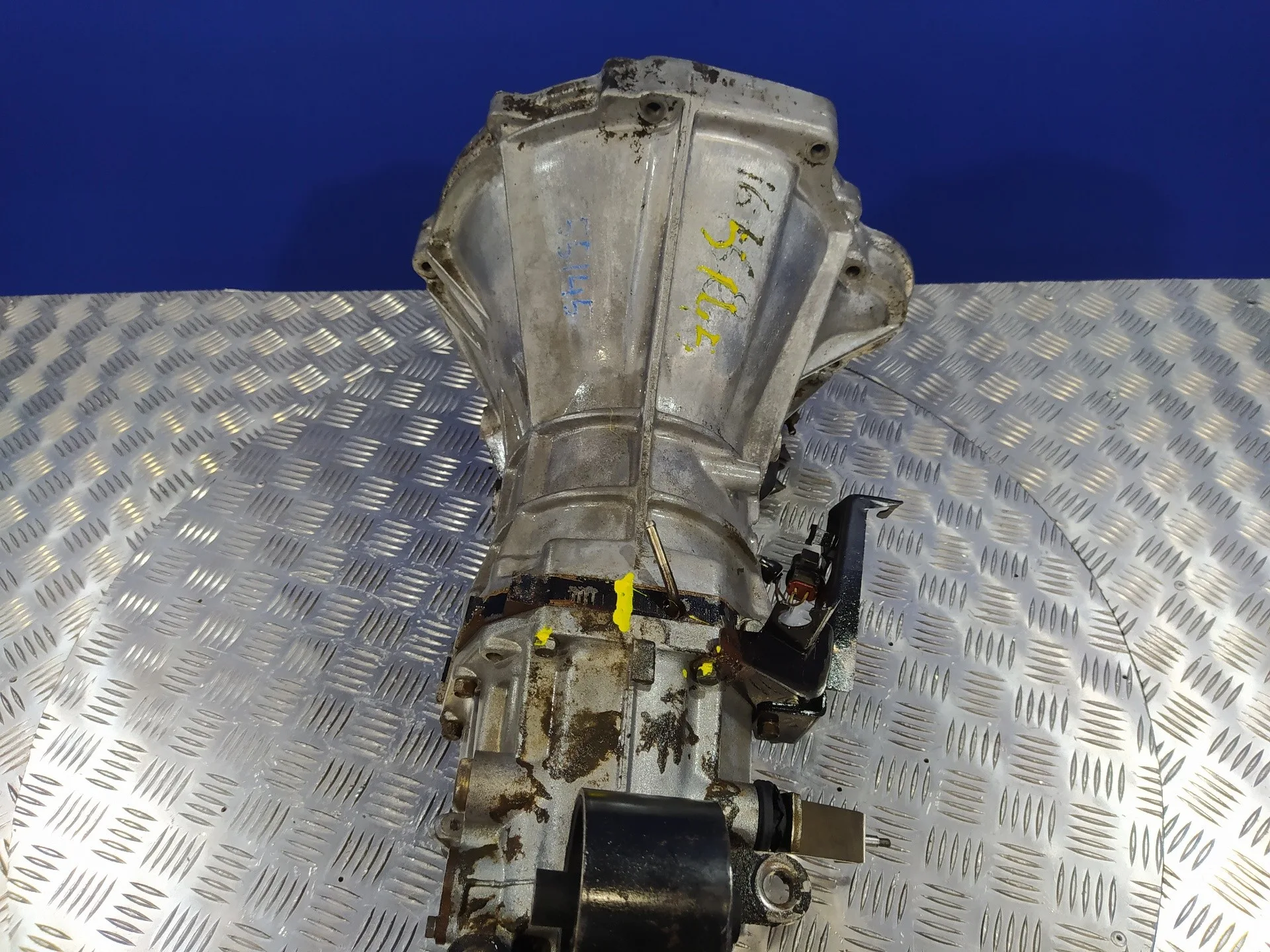 Caja Cambios para Nissan Serena (C23M)
