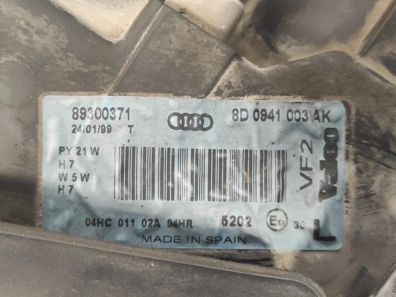 Faro Izquierdo para Audi A4 Berlina (B5)