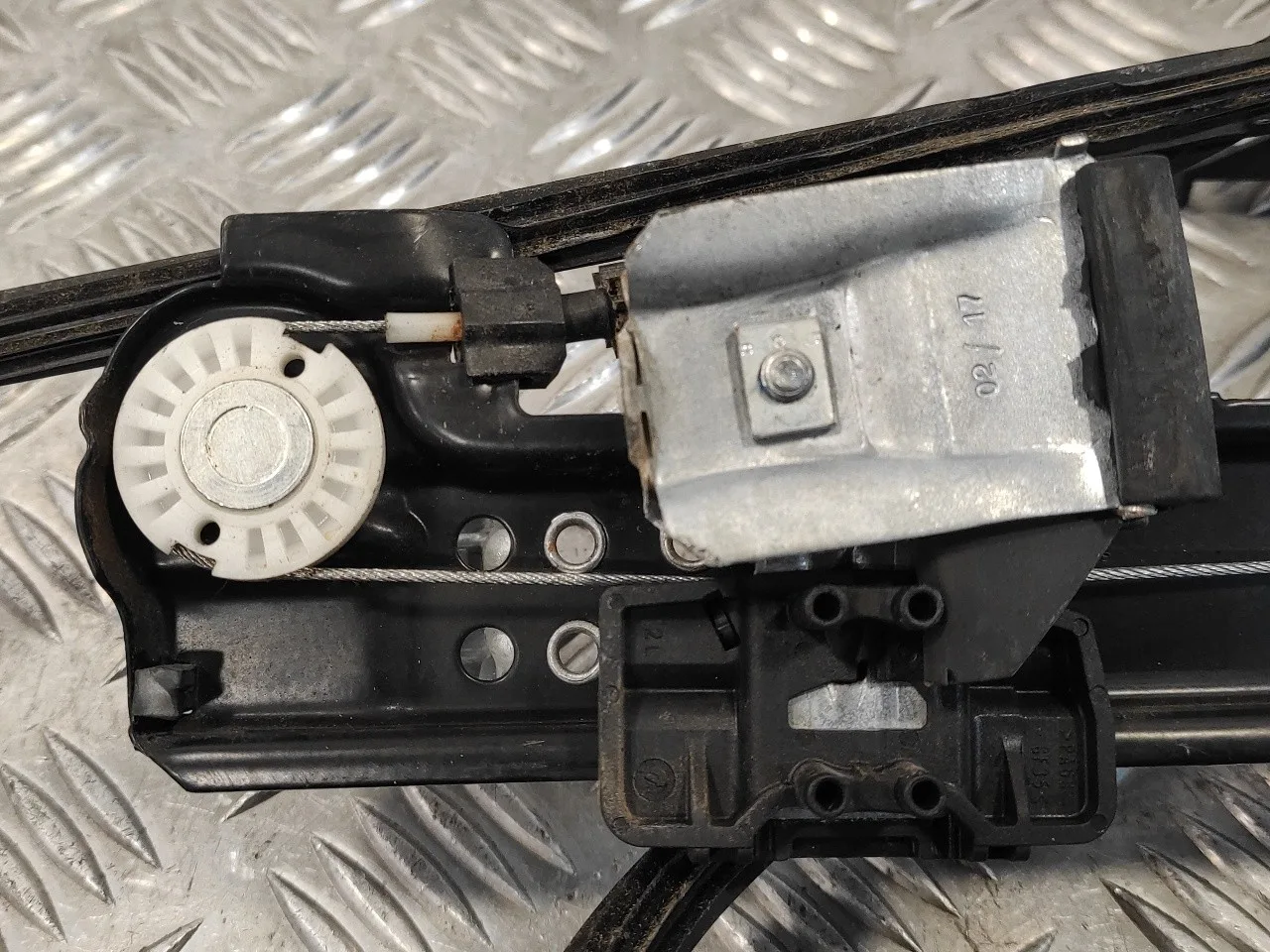 Elevalunas Delantero Izquierdo para Seat Ibiza (6P1)