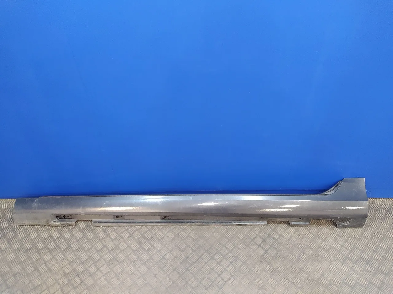 Faldon Lateral para Volvo S60 Lim.