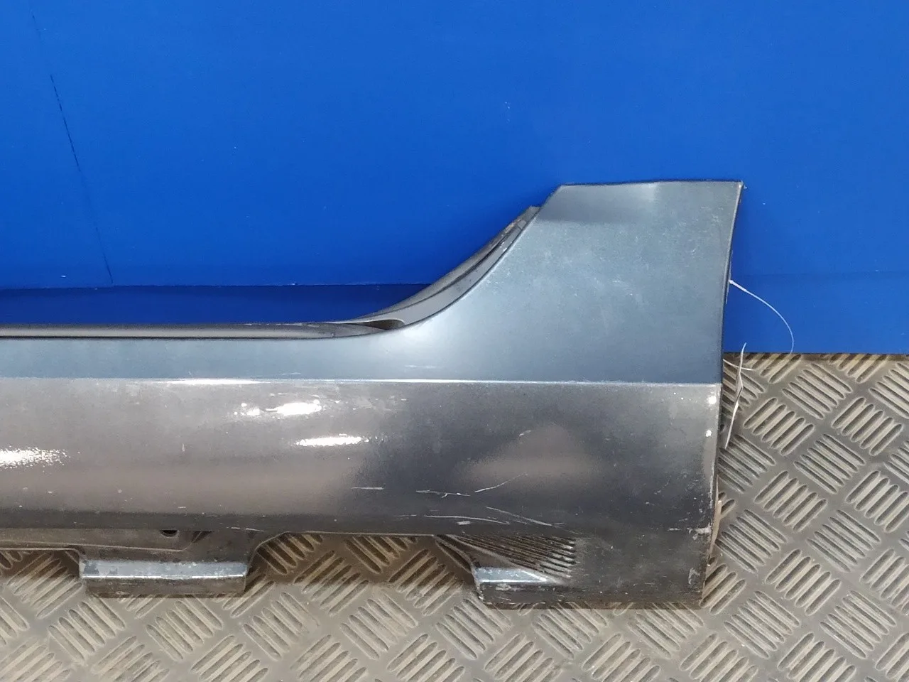Faldon Lateral para Volvo S60 Lim.