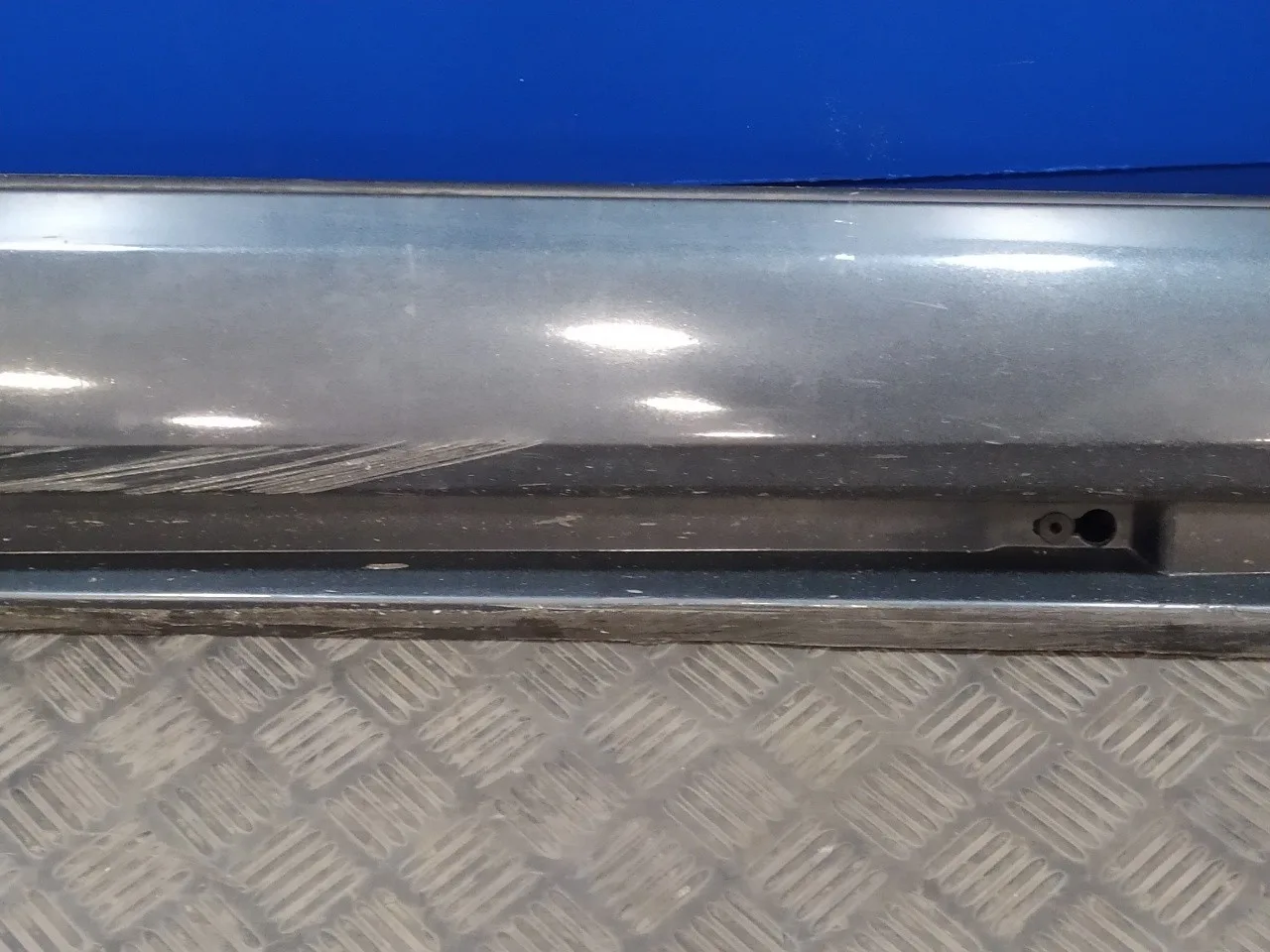 Faldon Lateral para Volvo S60 Lim.