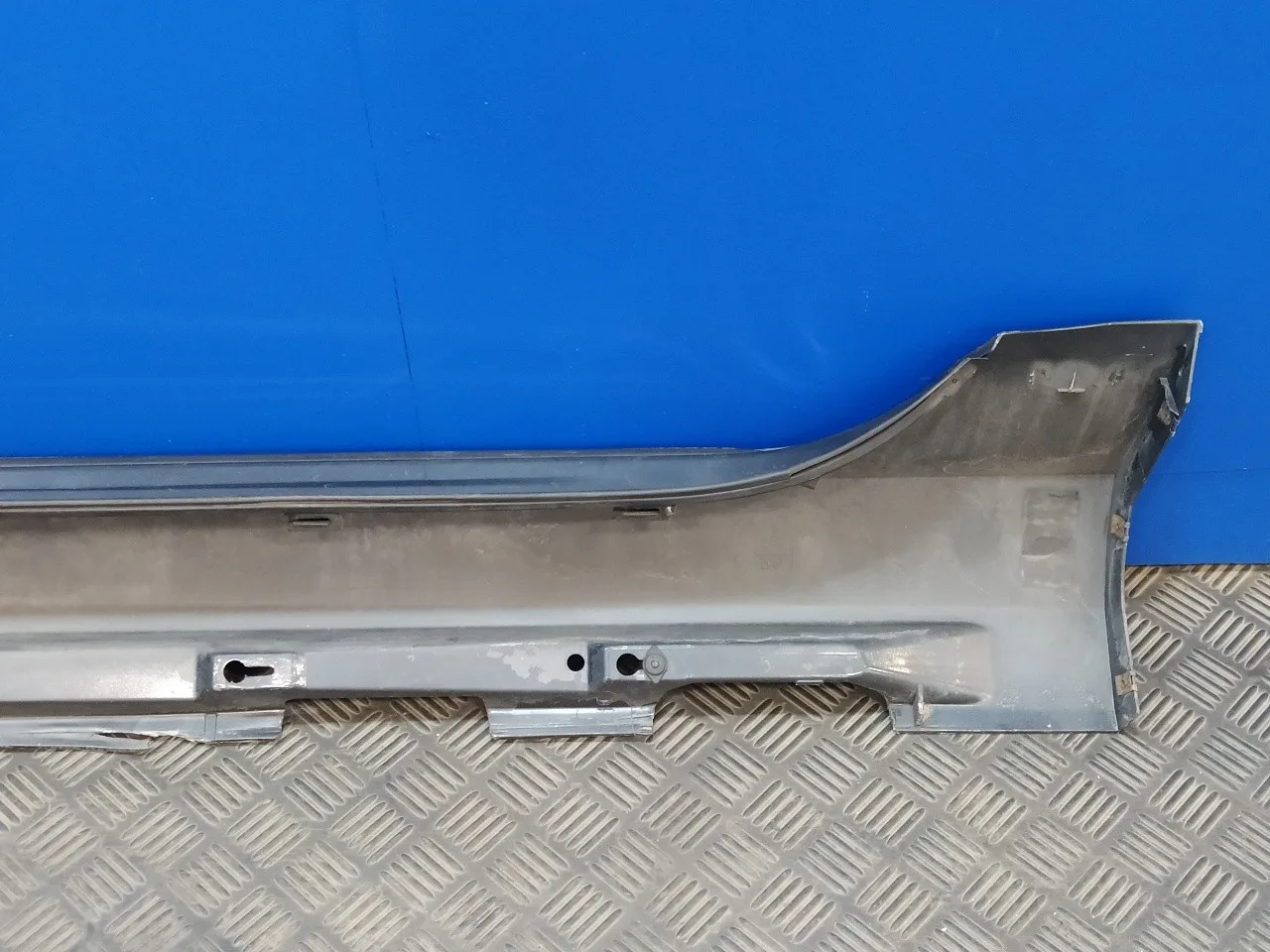 Faldon Lateral para Volvo S60 Lim.