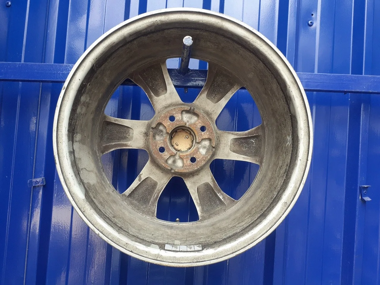 Llanta para Nissan Note (E11E)