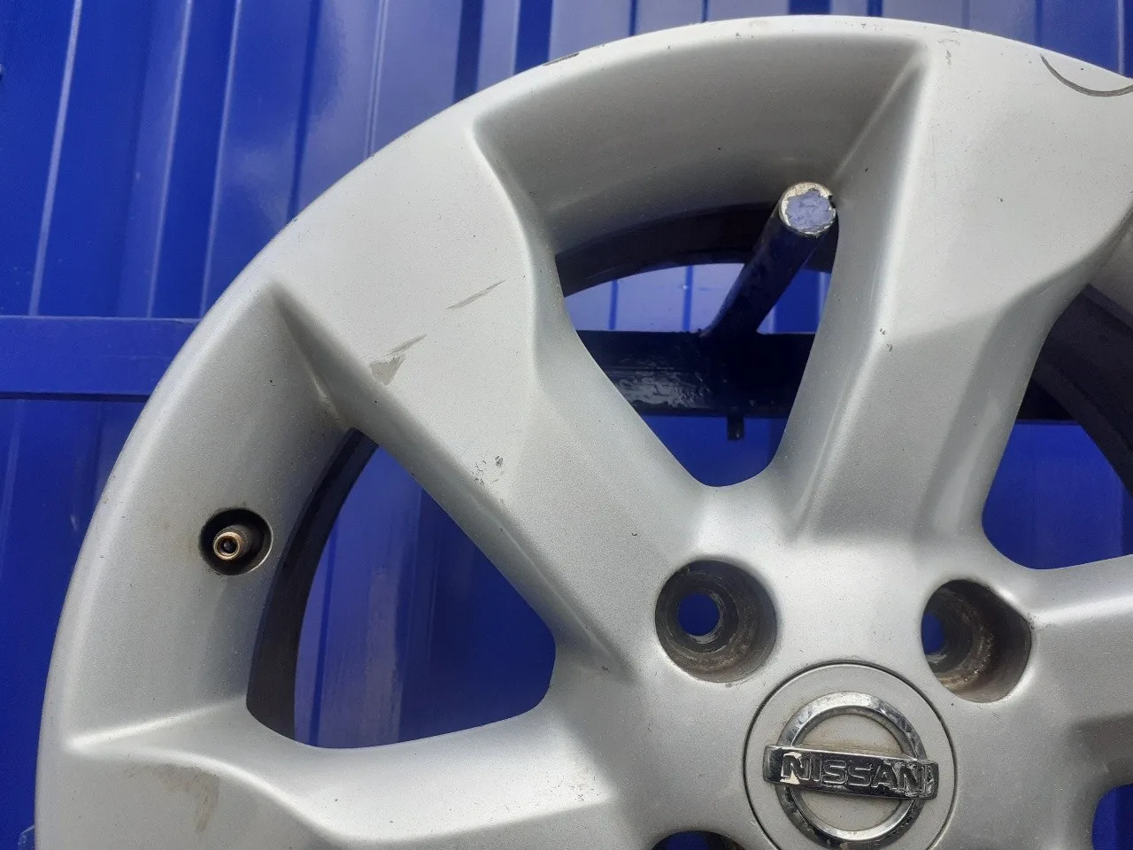Llanta para Nissan Note (E11E)
