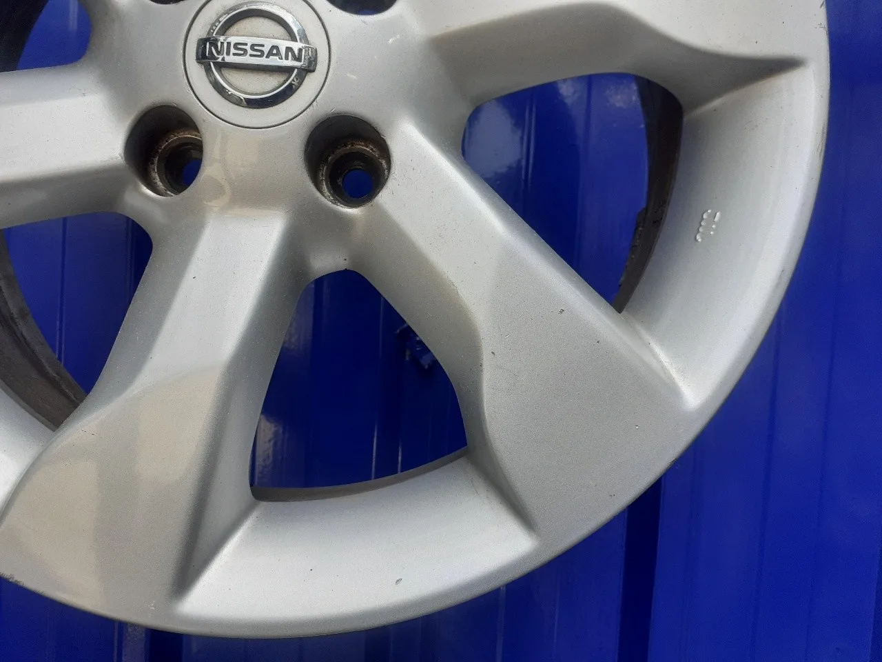Llanta para Nissan Note (E11E)
