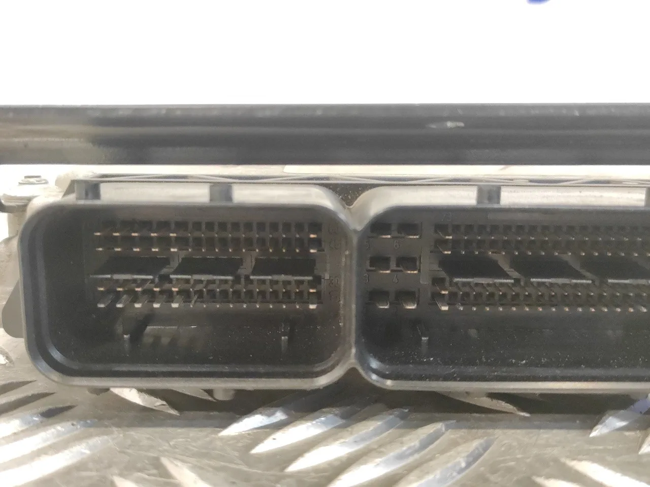 Centralita Motor Uce para Seat Ibiza (6J5)