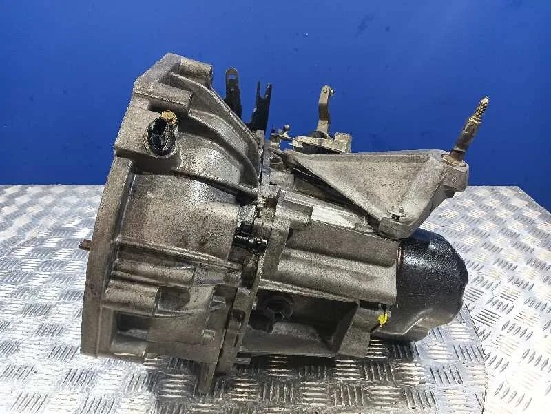 Caja Cambios para Nissan Micra (K12E)