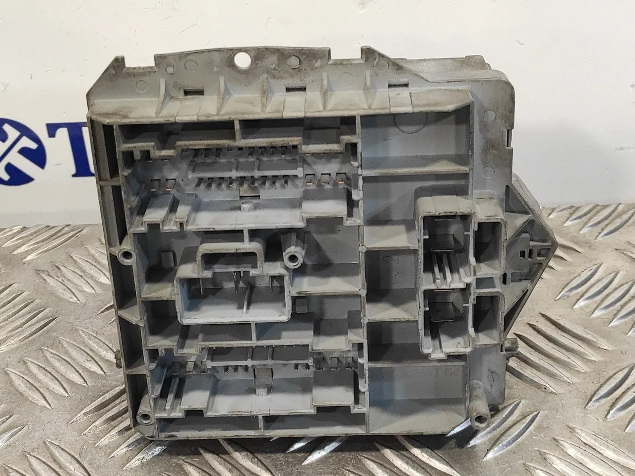 Caja Reles / Fusibles para Alfa Romeo Gt (125)