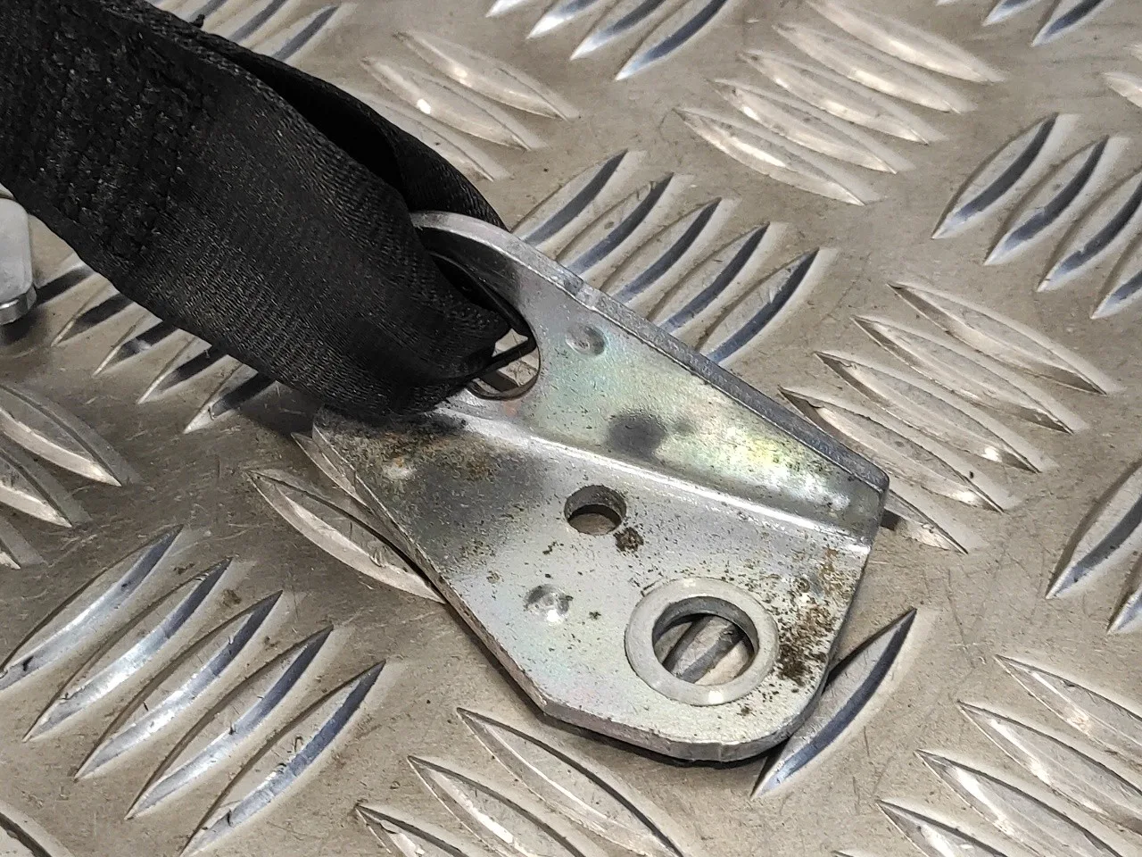 Cinturon Seguridad Trasero Derecho para Volkswagen Golf Vi (5K1)