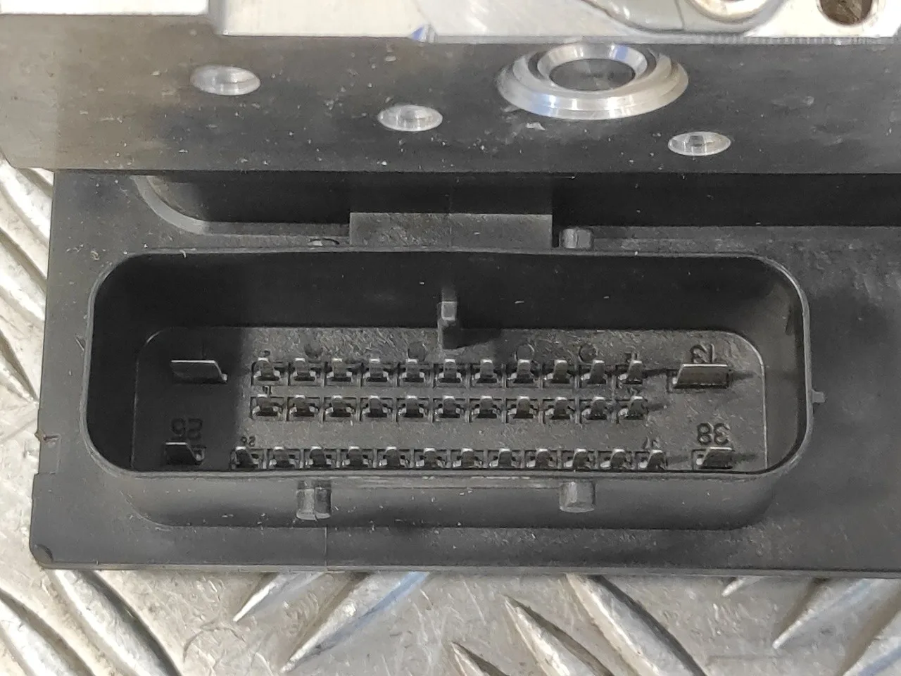 Abs para Bmw X3 (E83)