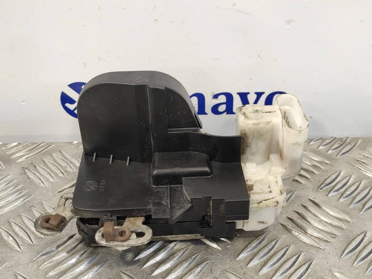 Cerradura Puerta Delantera Derecha para Alfa Romeo Gt (125)