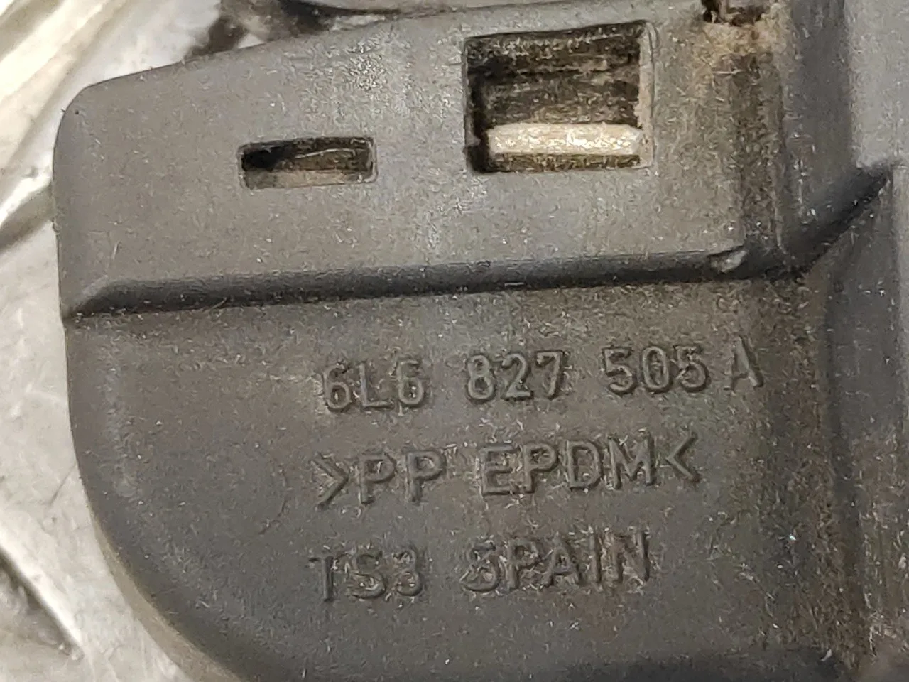 Cerradura Maletero / Porton para Seat Ibiza (6L1)