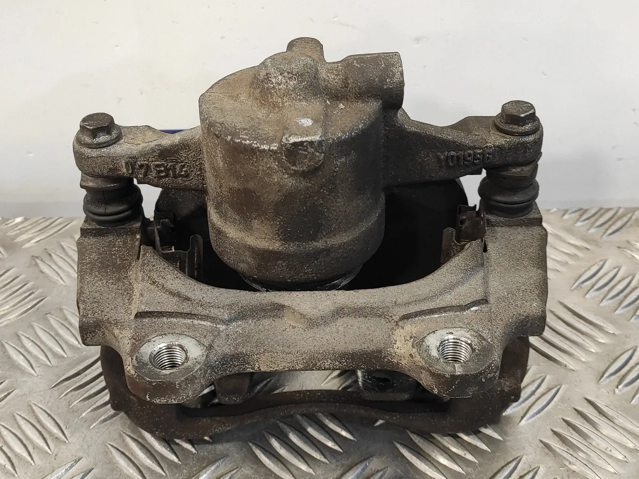 Pinza Freno Delantera Derecha para Fiat Doblo (119)