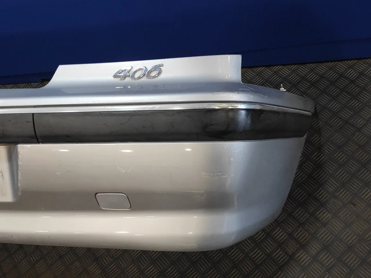 Paragolpes Trasero para Peugeot 406 Berlina (S1/S2)