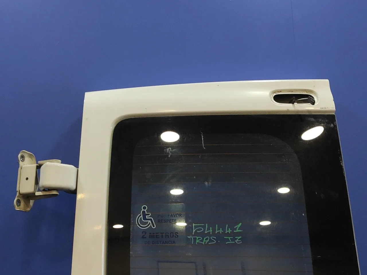 Puerta Trasera Carga Izquierda para Nissan Primastar (X83)